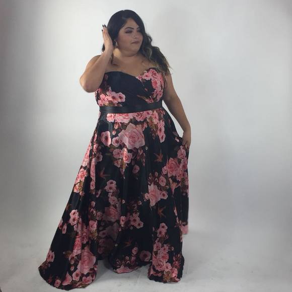 Meet your Posher, Jessica - Picture 1 of 1